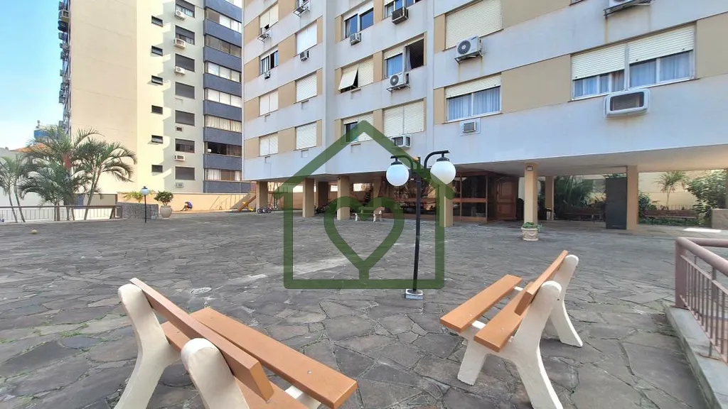 Imagem A/J BROKERS VENDE NO BAIRRO RIO BRANCO ? PORTO ALEGRE 
 Excelente Apartamento em andar alto, com vis...
