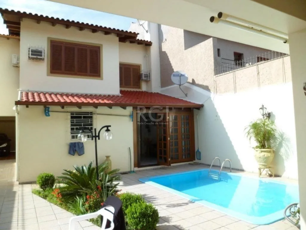 Imagem Casa para Venda - 216m², 4 dormitórios, sendo 1 suites, 8 vagas - Aberta Dos Morros