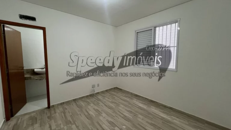 Imagem Casa em Santos para venda, Sobreposta bairro Embaré.