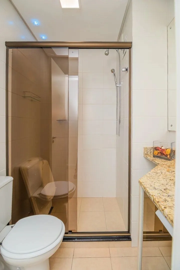 Imagem Apartamento 2 Dormitórios com Suíte e 2 Vagas no Jardim Botânico - Porto Alegre