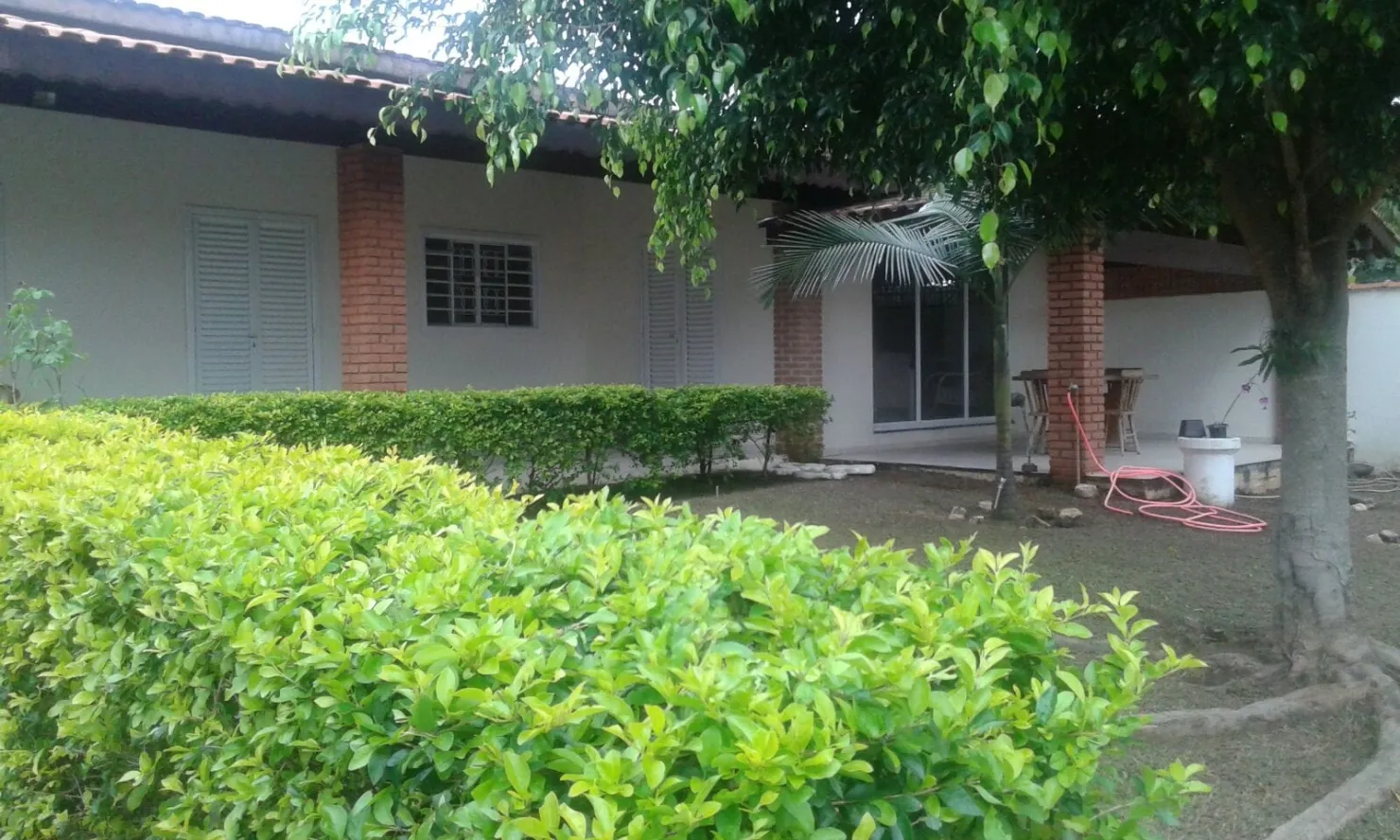 Imagem Chácara à venda 2 Quartos, 1 Suite, 4 Vagas, 1100M², Condominio Recanto do Sol, Pindamonhangaba - SP