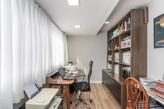 Imagem Cobertura Duplex para venda no bairro Chácara das Pedras em Porto Alegre