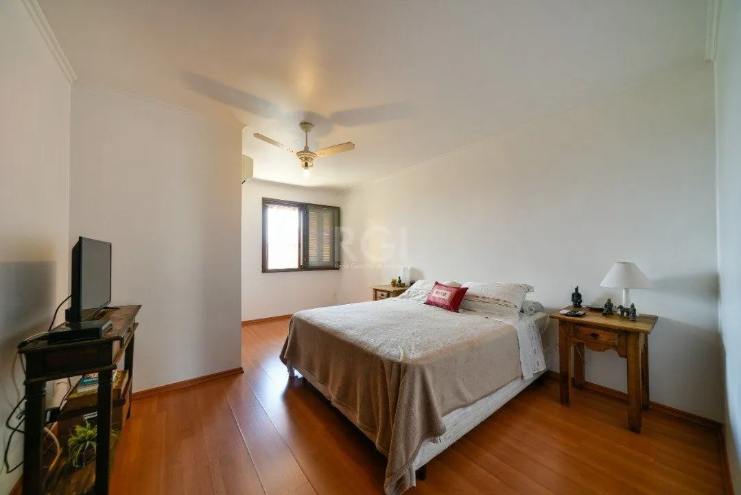 Imagem Casa Condominio para Venda - 240m², 3 dormitórios, sendo 1 suites, 3 vagas - Tristeza
