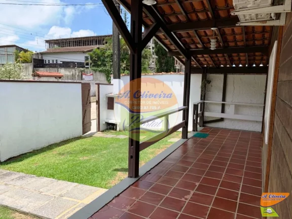 Imagem Casa 04 Dormitórios ( 01 suíte ) 250 metros da Praia - Praia das Toninhas