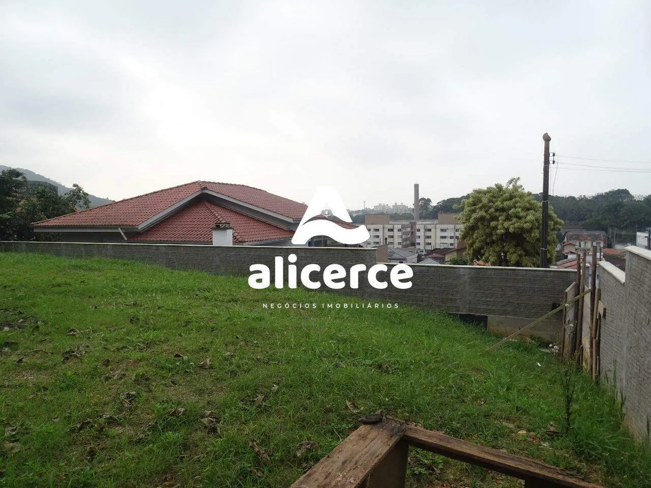 Imagem Terreno à venda com , 360m² em Real Parque São José