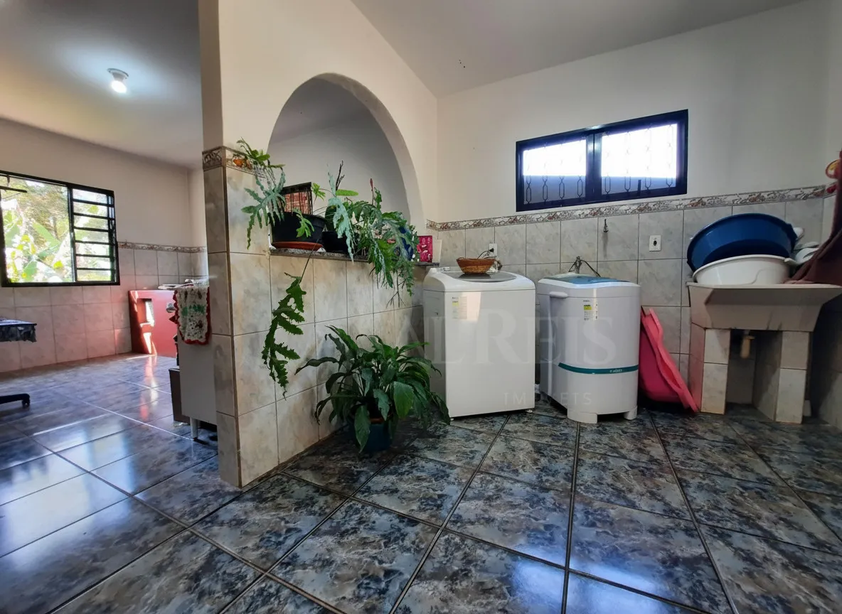 Imagem Chácara 150 m² à venda em Laranjeiras de Caldas, Caldas