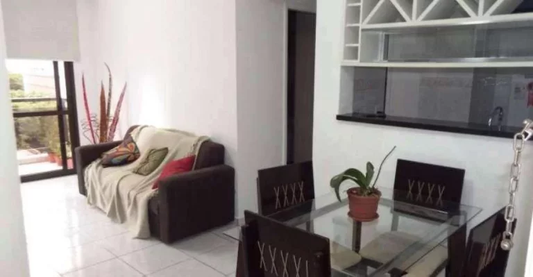 Imagem Flat disponível para venda no Saint Exupery Residence Service, com 42m², 1 dormitório e 1 vaga