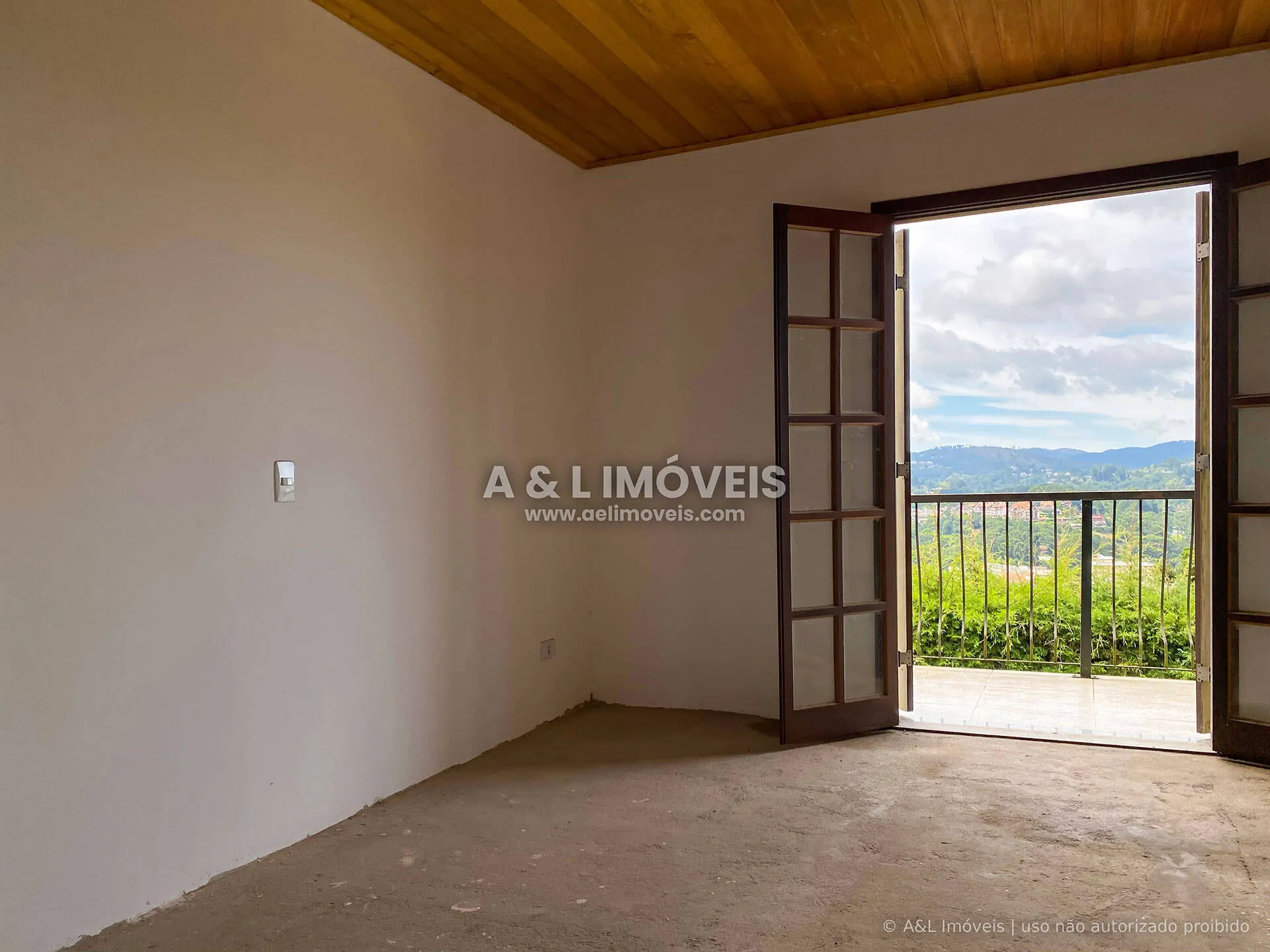 Imagem Sobrado em Campos do Jordão | Atalaia, 3 Suítes e Vista para o Vale