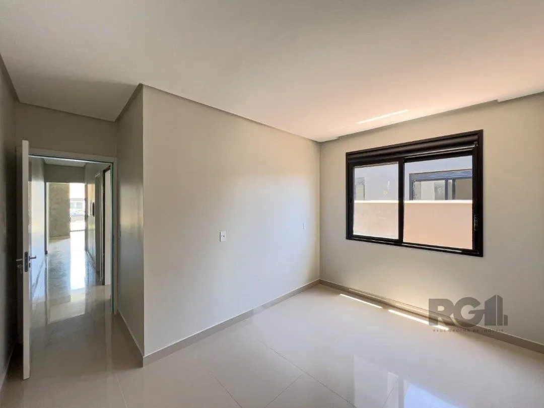 Imagem Casa para venda com 3 dormitórios, sendo 1 suíte no bairro Guarani