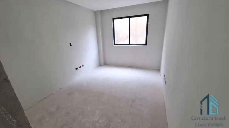 Imagem Sobrado novo 03 quartos c/suíte, sacada, Ático, terraço, no Bairro Tingui/Bacacheri em Curitiba PR