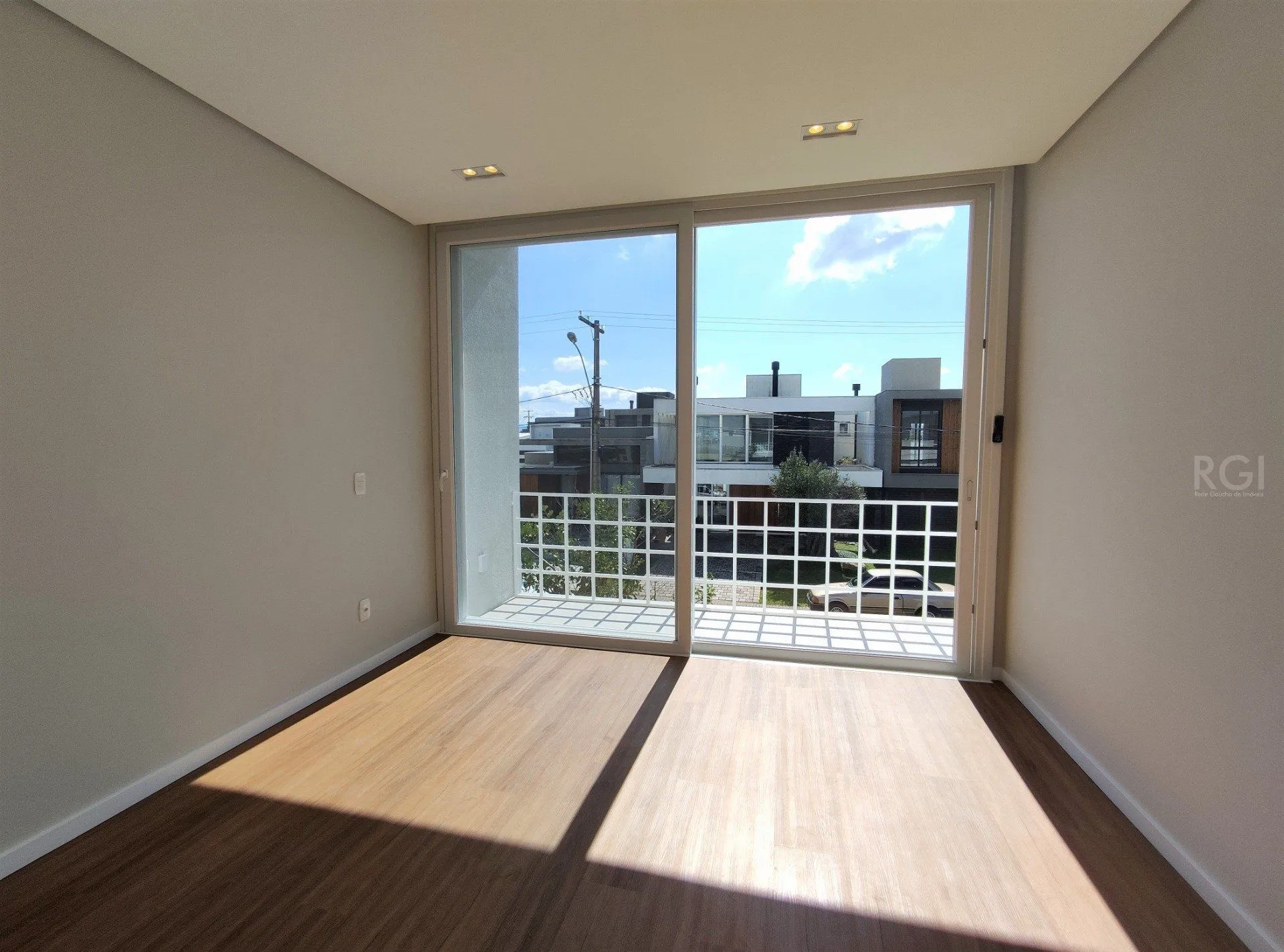 Imagem Casa de Condomínio em Atlântida Sul