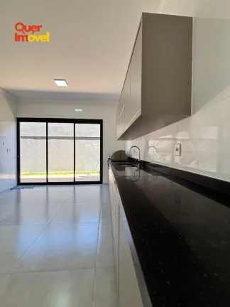 Imagem Casa de alto padrão em condomínio no Jardim Cybelli em Ribeirão Preto-SP! 3 quartos, 3 suítes, 3 salas, 5 banheiros, 4 vagas de garagem e 149,15 m² de área. Quer Imóvel Negócios Imobiliários!