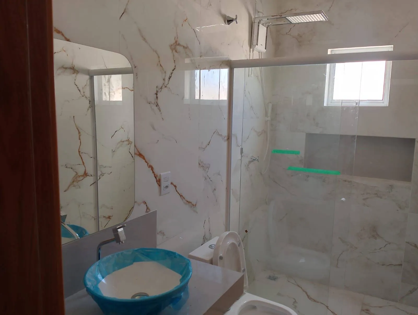 Imagem Casa 3 quartos sendo 1 suíte Condomínio São José Bairro Distrito Industrial
