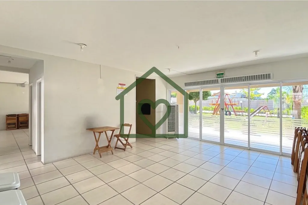 Imagem Descubra seu novo lar no bairro Vila Nova, este apartamento no 5º andar possui ótima incidência d...