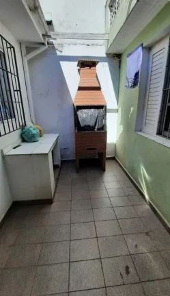 Imagem Casa Térrea - Vila Liviero - 2 Dormitórios - 3 vagas - 170mts