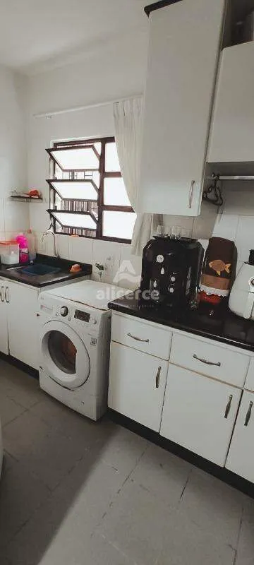Imagem Casa com 4 Dormitórios, Piscina e Espaço Gourmet em Rua Sem Saída - Conforto, Privacidade e Localização Privilegiada no Itaguaçu! - Florianópolis/SC