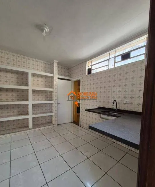 Imagem Sobrado com 4 dormitórios à venda, 300 m² por R$ 780.000,00 - Vila Sorocabana - Guarulhos/SP
