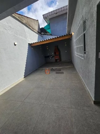 Imagem Casa com 3 dormitórios à venda, 192 m² por R$ 850.000 - Vila Valença - São Vicente/SP