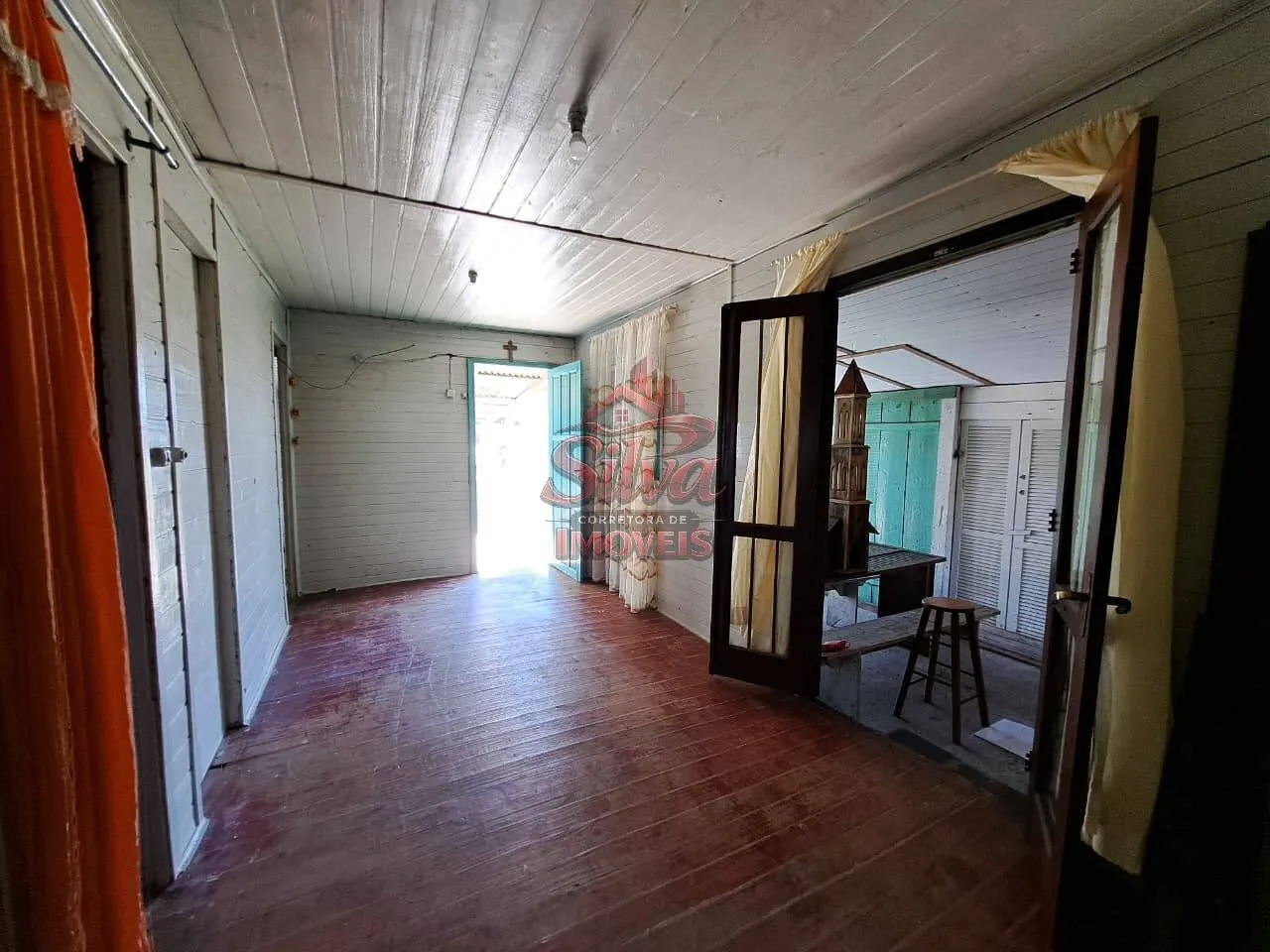 Imagem Casa 3 dormitórios em região de moradores em Albatroz