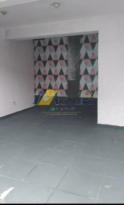 Imagem Vendo Terreno com Salão em Santo André, Jardim do Estádio