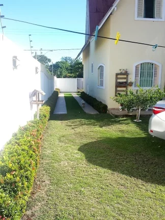 Imagem Casa Duplex, 05 Quartos, Area Gourmet c/ Churrasqueira, 06 Vagas de garagem, Enseada Azul, Guarapari - ES
