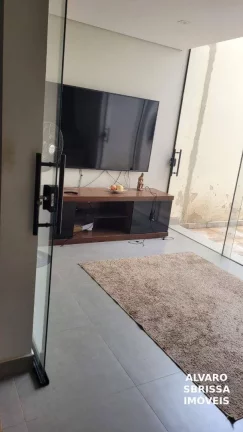 Imagem Linda casa com quatro dormitórios sendo uma suíte no Jardim Paraiso I em Itu SP
