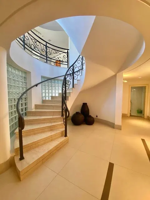 Imagem Casa Sobrado de 1000m² Localizado no Residencial Tamboré 10 - Santana de Parnaíba - SP!