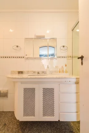 Imagem Apartamento à venda em São Paulo, Moema, com 4 quartos, 161m2