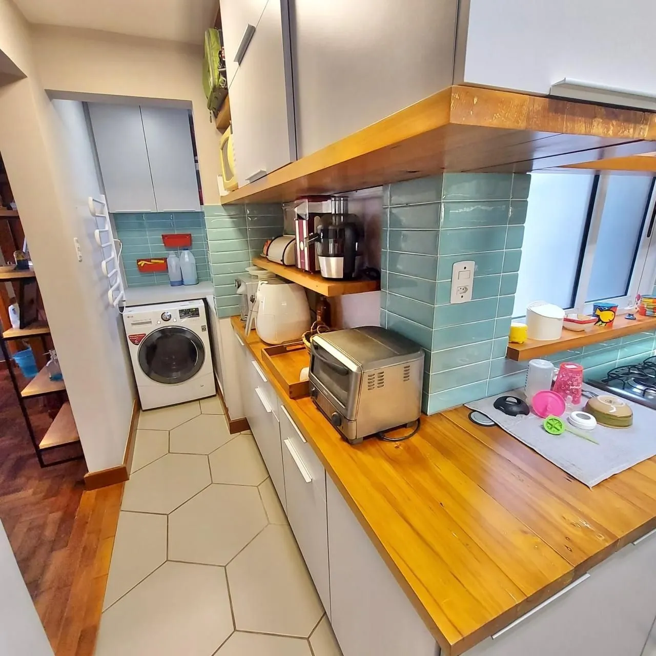 Imagem Excelente apartamento a venda semi mobiliado no bairro Rio Branco.