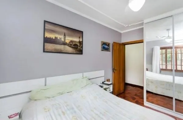 Imagem Casa / sobrado no bairro Jardim Itu de 3 dormitórios e pátio com piscina