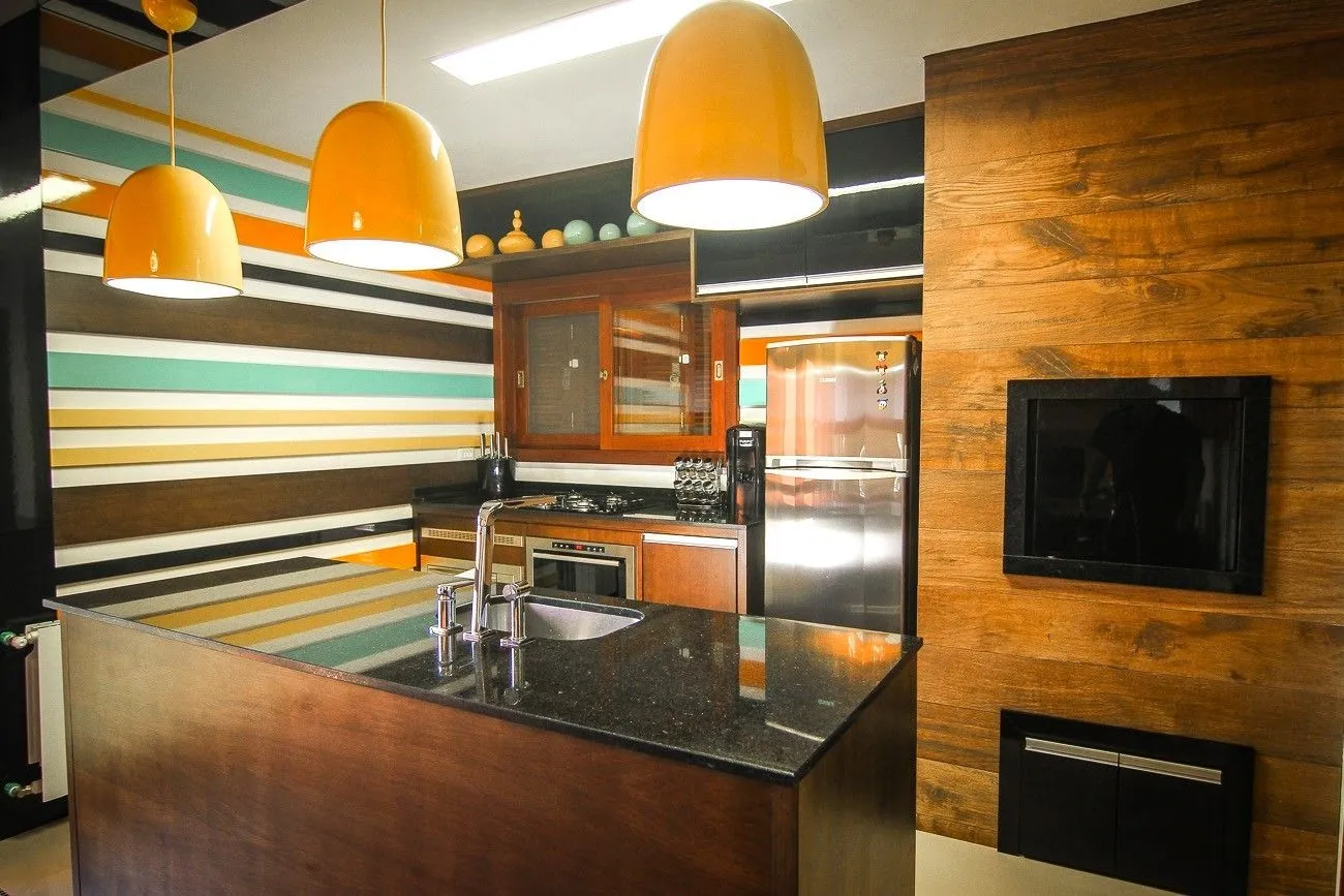 Imagem Casa Alto Padrão localizada a 5 quilômetros do centro de Canela, em meio a natureza com 16,600² em localização privilegiada e valorizada..
