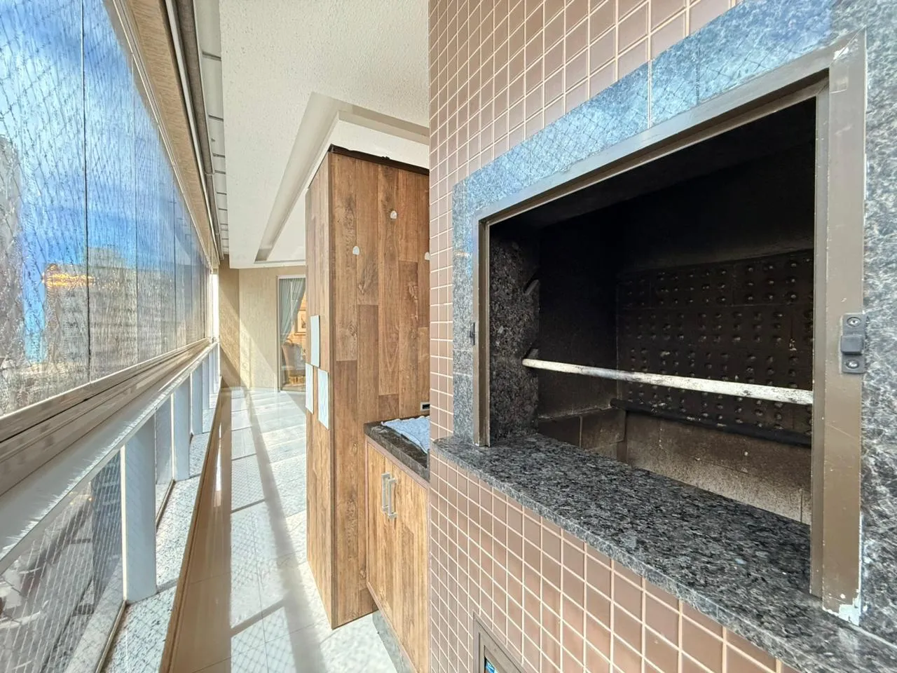 Imagem Apartamento com vista para o mar à venda com 197.7m2 por R$ 2.490.000,00