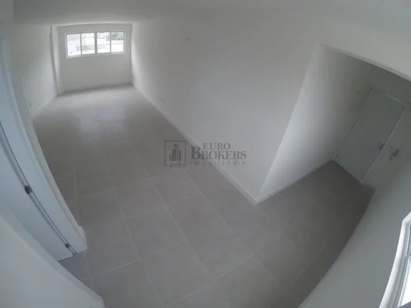 Imagem Excelente prédio comercial com 19 salas em Balneário Camboriú.