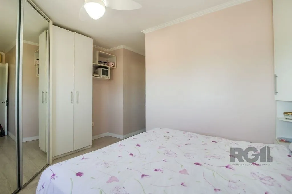 Imagem Excelente apartamento de 107 m² com 3 dormitórios e 2 vagas cobertas.