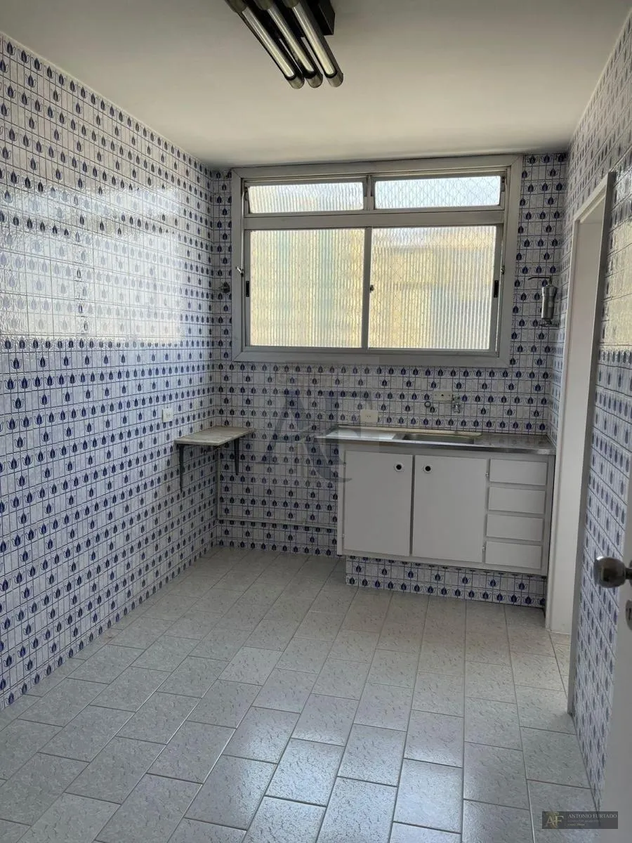 Imagem Apartamento à venda em Moema, São Paulo