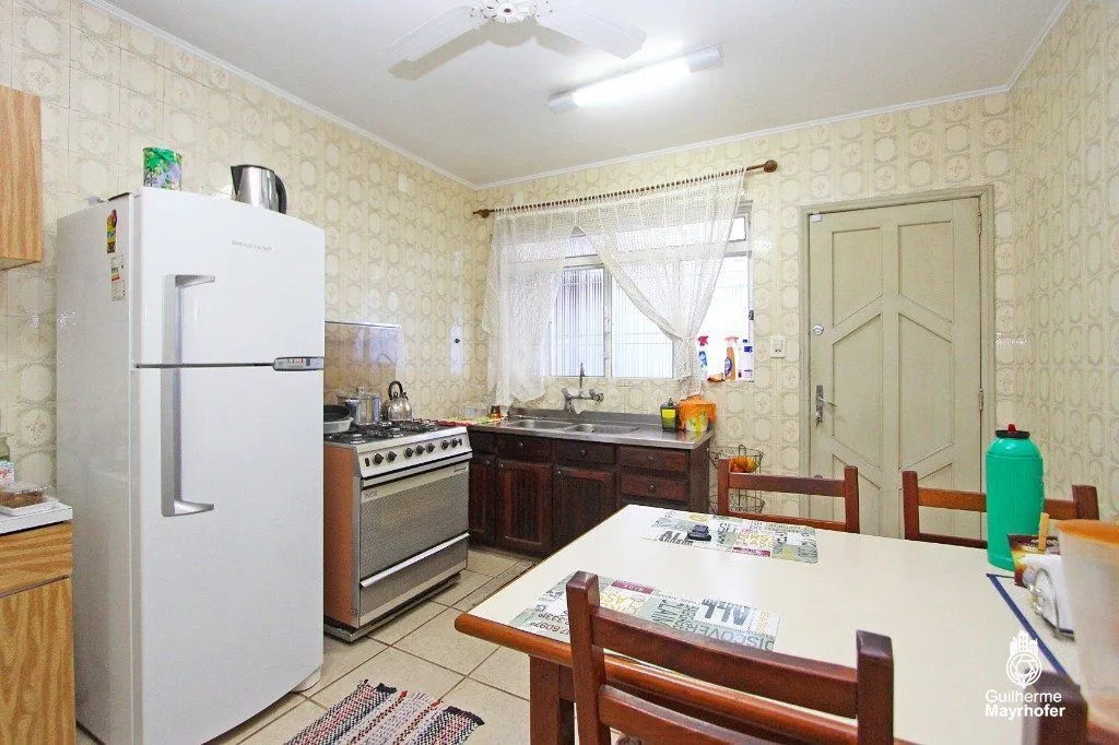 Imagem Casa para Venda - 215m², 3 dormitórios, sendo 1 suites, 3 vagas - Sarandi