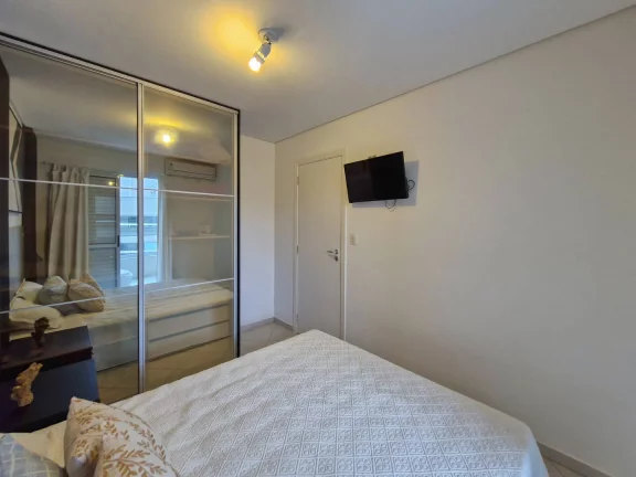 Imagem Apartamento com 2 dormitórios à venda, 78 m por R$ 1.950.000,00 - Riviera