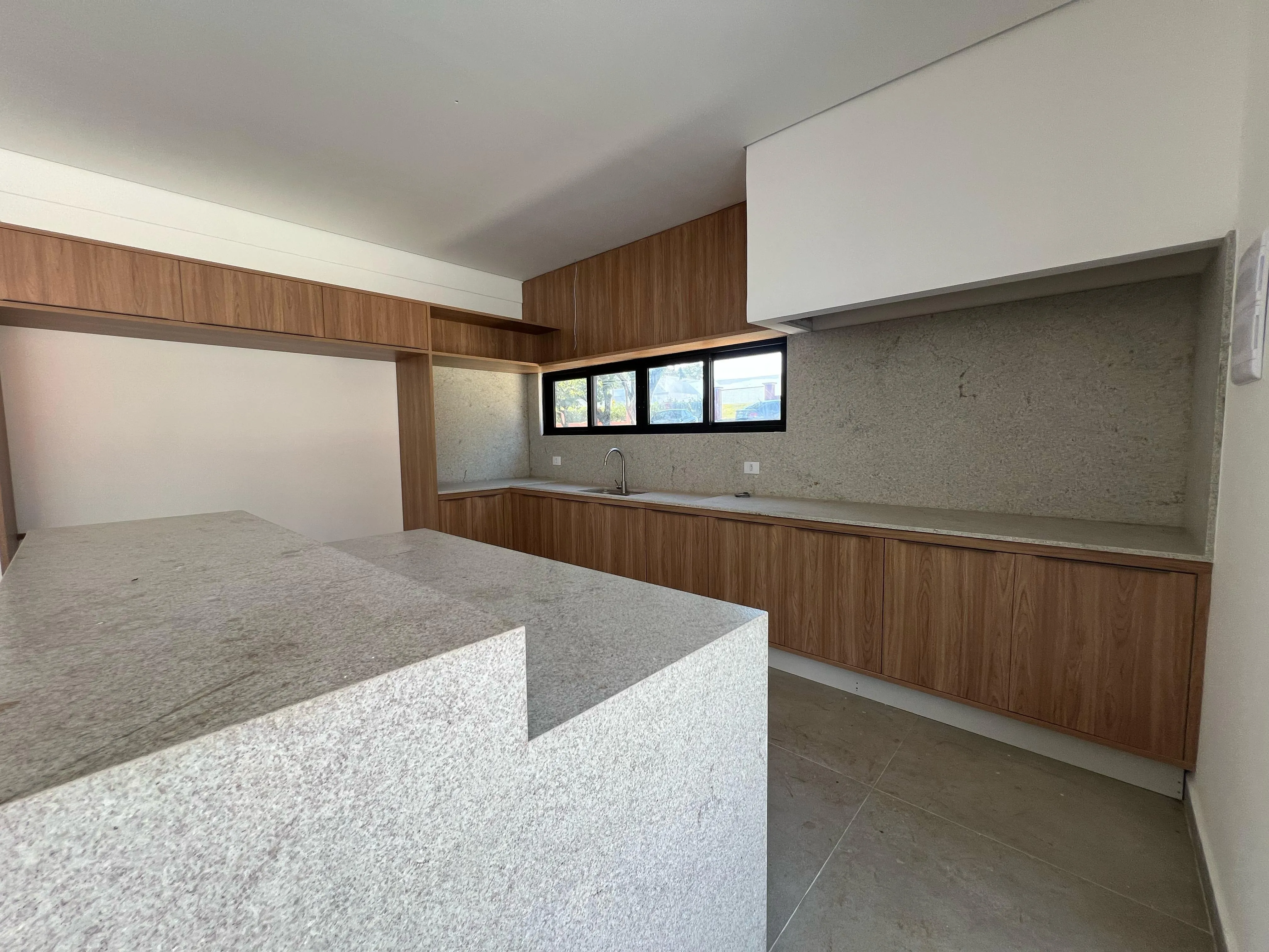 Imagem Casa de Alto Padrão com Arquitetura Exclusiva em Condomínio Privilegiado Residencial Chácara Santa Maria