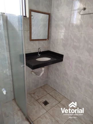 Imagem Apartamento para aluguel: 2 quartos, sendo 01 com suíte, garagem e com localização privilegiada - Sandra Regina - Barreiras/BA
