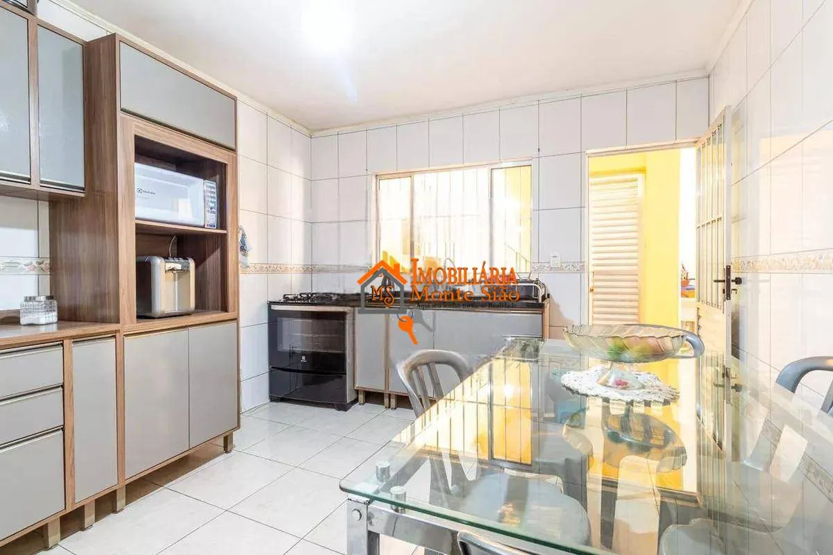 Imagem Casa com 3 dormitórios à venda, 130 m² por R$ 690.000,00 - Jardim Rosa de Franca - Guarulhos/SP
