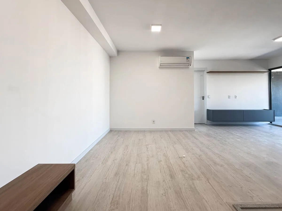 Imagem Apartamento com 3 Quartos para alugar, 105m² - Vila Santa Catarina