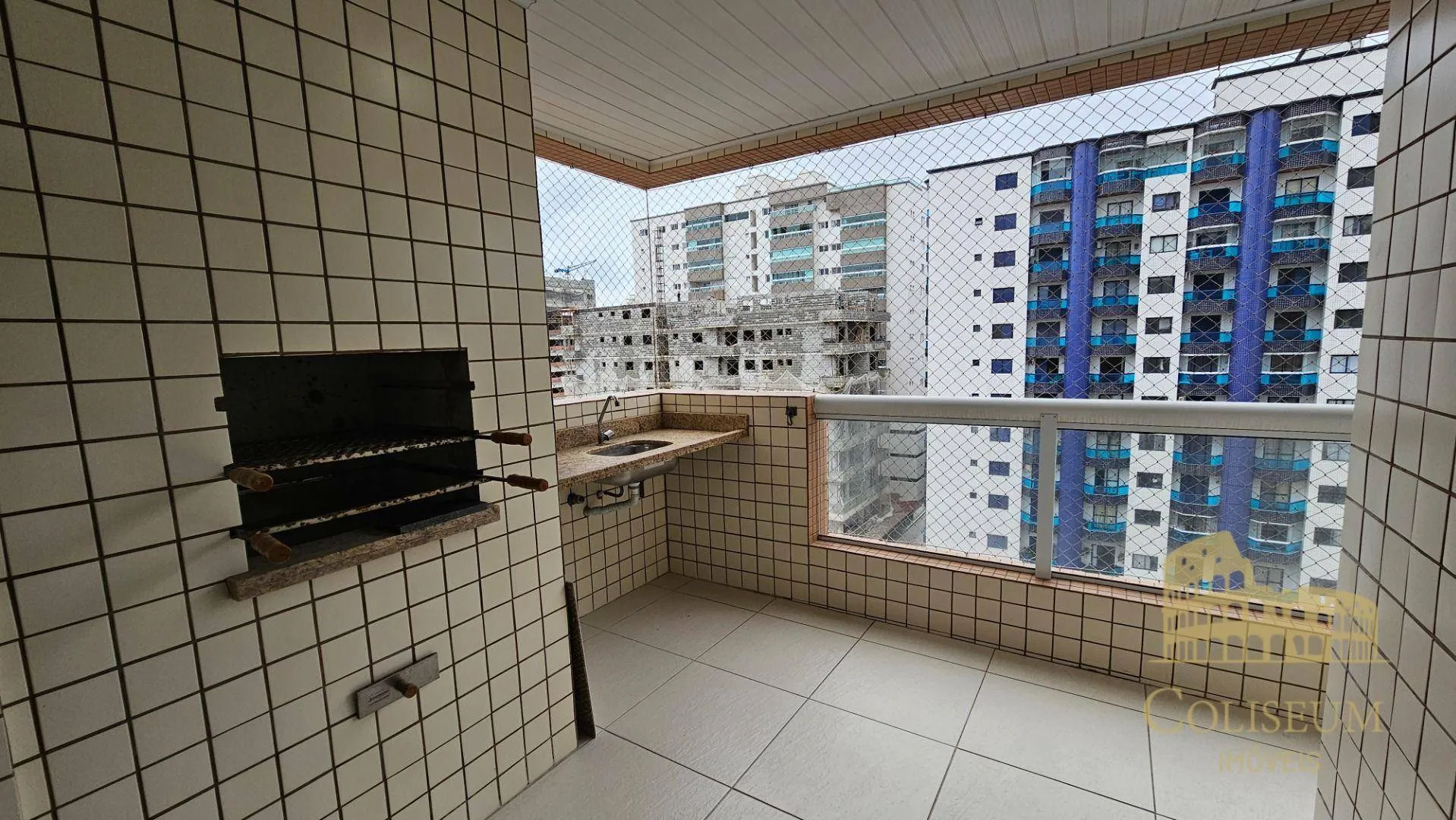 Imagem Apartamento com 3 dormitórios à venda, 122 m² por R$ 890.000,00 - Vila Guilhermina - Praia Grande/SP