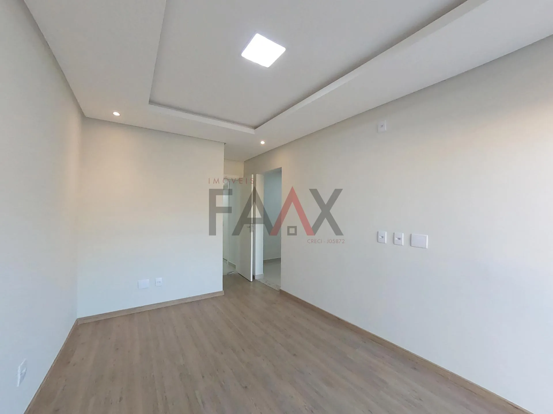 Imagem Sobrado com 3 dormitórios à venda,125.81 m², DOS ESTADOS, GUARAPUAVA - PR