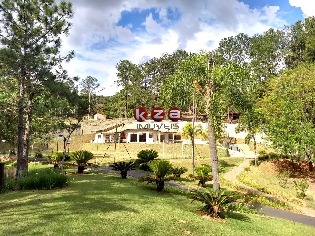 Imagem Oportunidade: Terreno em Condomínio de 1.000m² em Valinhos-SP, Cond. Villa lombarda. Agende sua visita!