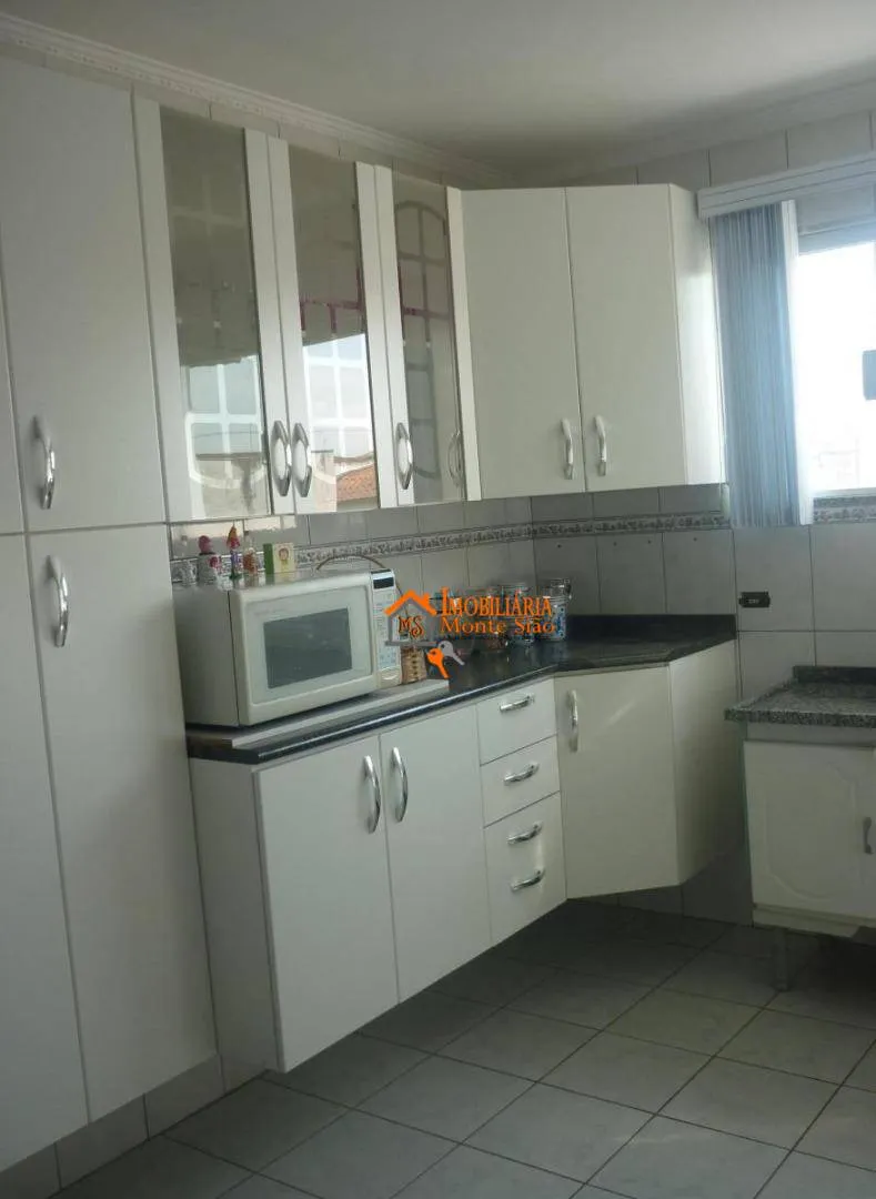 Imagem Sobrado com 4 dormitórios à venda, 260 m² por R$ 850.000,00 - Jardim Santa Clara - Guarulhos/SP