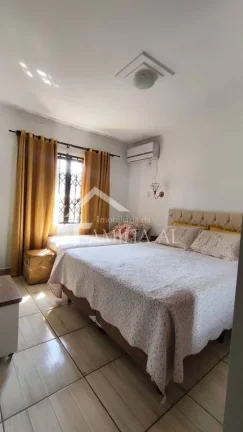 Imagem Casa de Laje 100% Averbada no Aventureiro