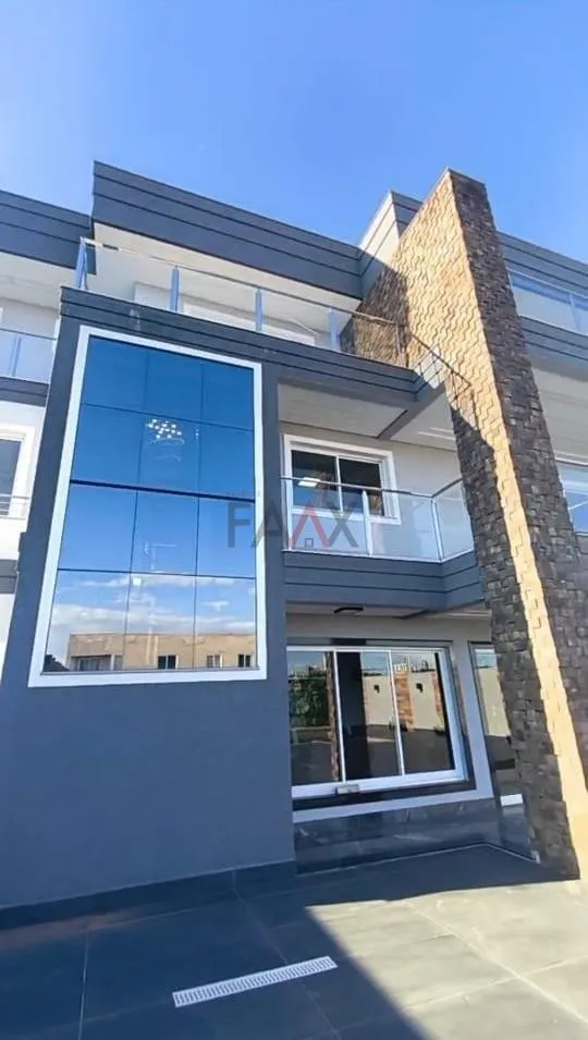 Imagem Sobrado alto padrão com 3 suítes à venda,595.00 m², DOS ESTADOS, GUARAPUAVA - PR