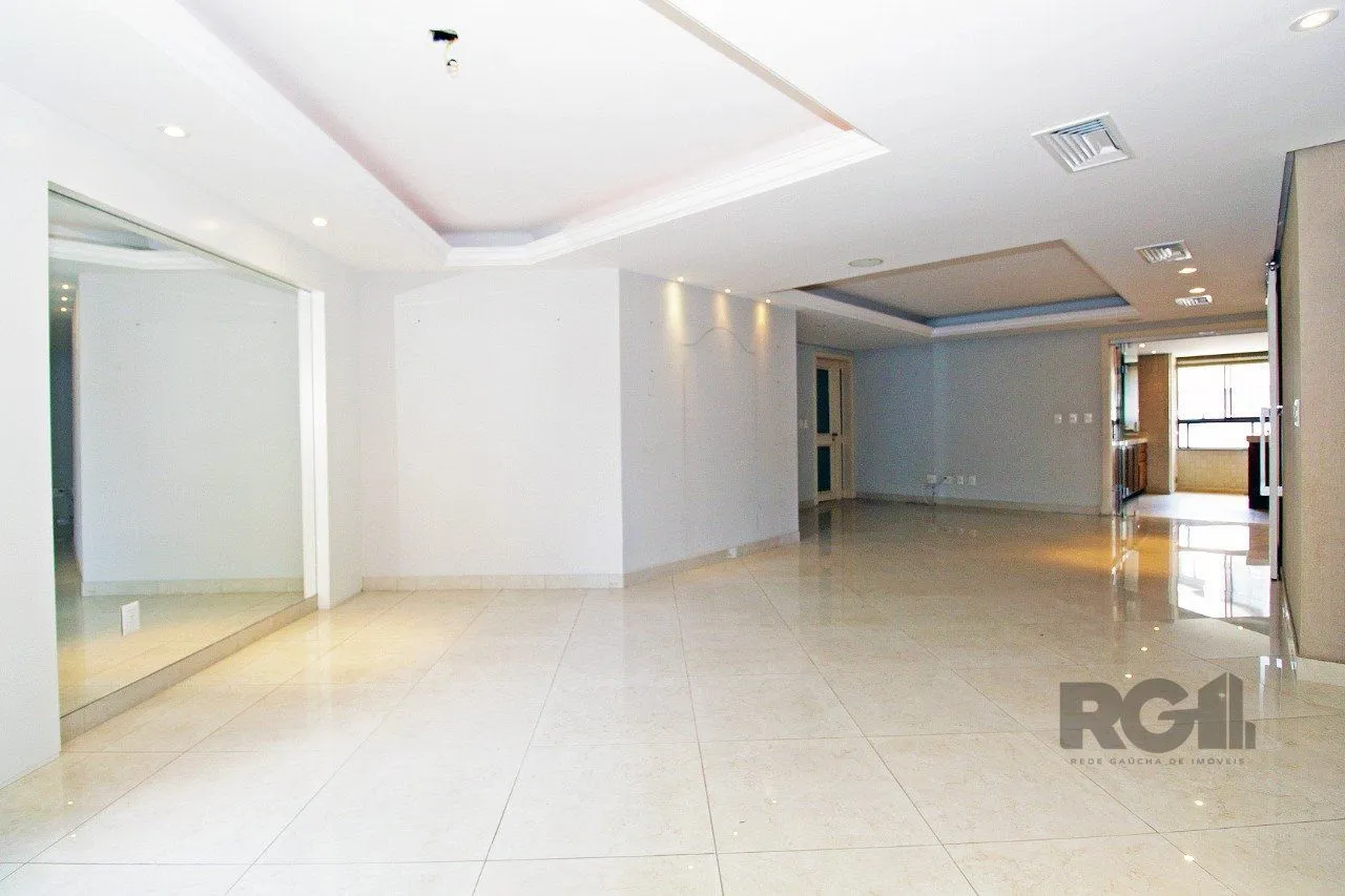 Imagem Apartamento com 4 suítes localizado no bairro Moinhos De Vento em Porto Alegre/RS.