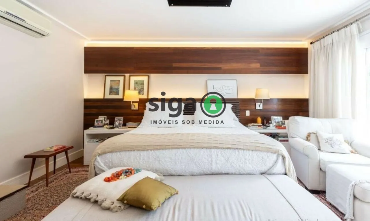 Imagem Casa em Condomínio a venda em Alto da Boa Vista com 4 quartos