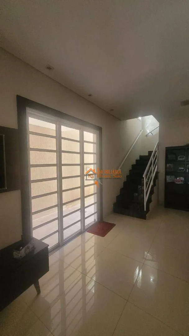 Imagem Sobrado com 4 dormitórios à venda, 200 m² por R$ 875.000,00 - Parque Flamengo - Guarulhos/SP